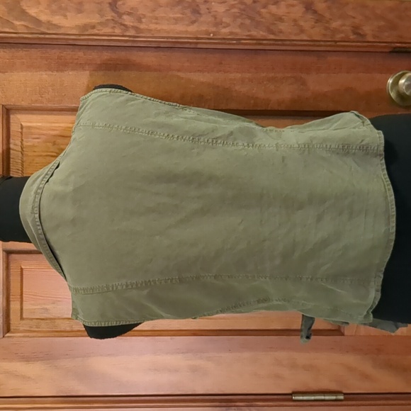 Kate Hill petite wrap vest! - Picture 3 of 6